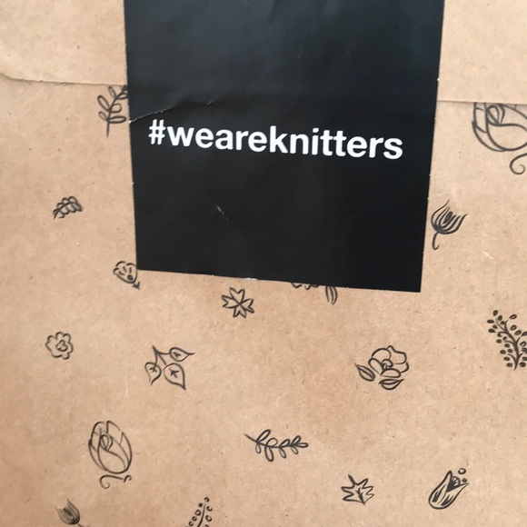 Anthropologie we are knitters hat kit new 🌟🌟 - Picture 5 of 5